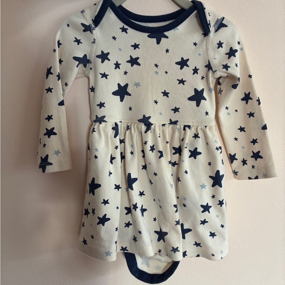 Hanna Anderson—Moon and Back —Cream Star-Print Long Sleeve Baby Dress Bodysuit